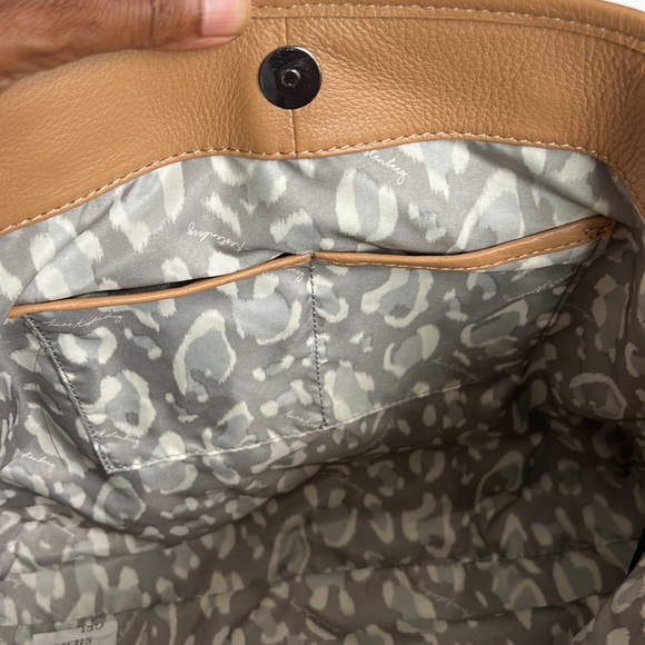 AIMEE KESTENBERG LARGE LEATHER TOTE HANDBAG PURSE MSRP $298.00 NWT - Picture 7 of 12